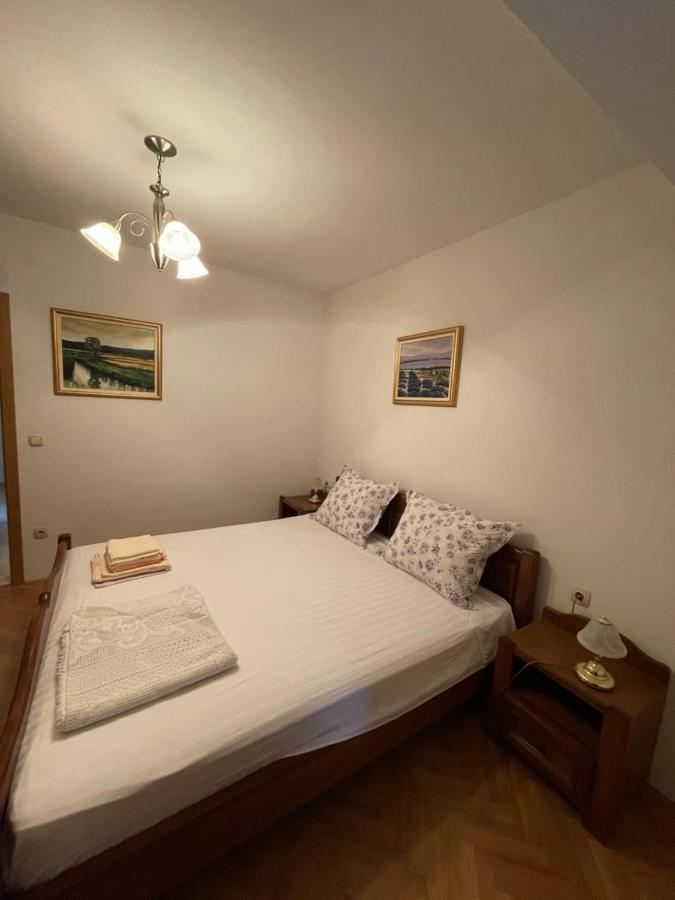 Apartman Ivan โตรกีร์ ภายนอก รูปภาพ