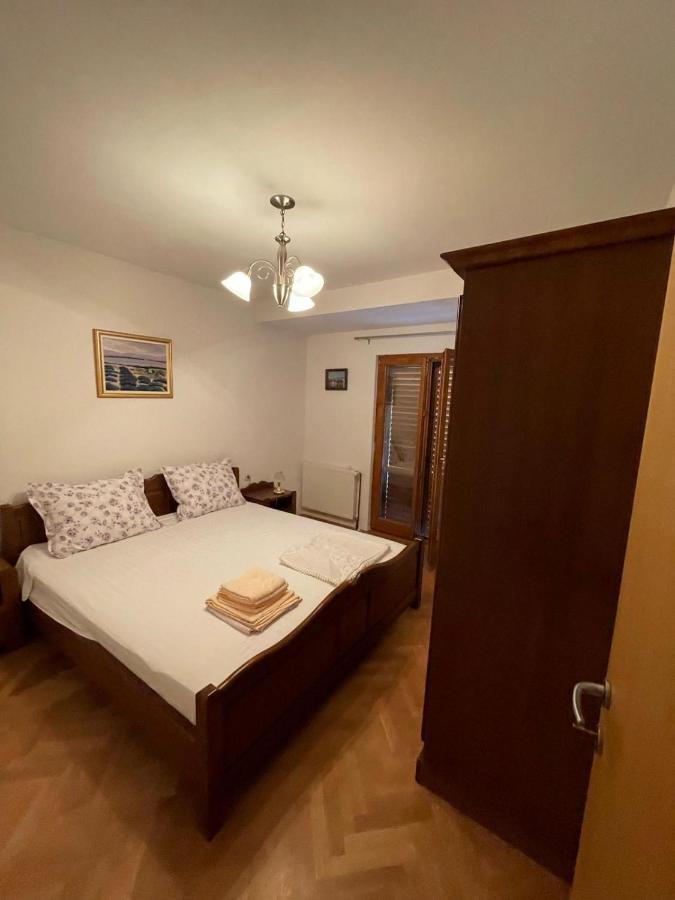 Apartman Ivan โตรกีร์ ภายนอก รูปภาพ