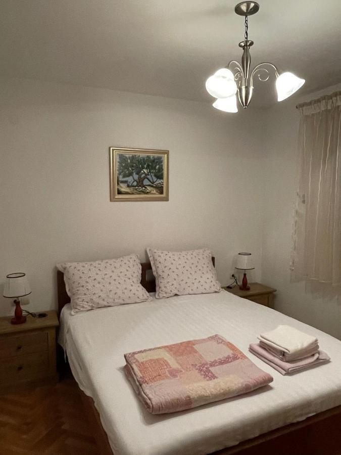 Apartman Ivan โตรกีร์ ภายนอก รูปภาพ